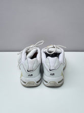 Load image into Gallery viewer, Nike Air Max Resolve Plus Low White Sneakers