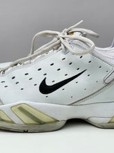 Load image into Gallery viewer, Nike Air Max Resolve Plus Low White Sneakers