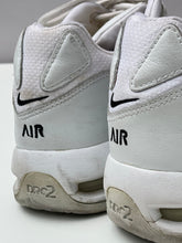 Load image into Gallery viewer, Nike Air Max Resolve Plus Low White Sneakers