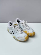 Load image into Gallery viewer, Nike Air Max Resolve Plus Low White Sneakers