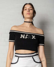 Load image into Gallery viewer, Sporty black y2k crop top