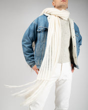 Load image into Gallery viewer, CREAM KNITTED SCARF