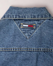 Load image into Gallery viewer, Tommy Hilfiger cropped denim long sleeved regular fit jacket