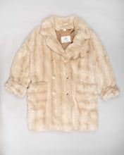 Load image into Gallery viewer, Couture helene cream faux fur oversized fit coat
