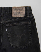 Load image into Gallery viewer, Levi&#39;s 448 black denim mum fit high waisted jeans
