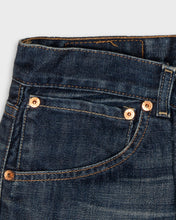 Load image into Gallery viewer, Faded dark blue high waisted bootcut 525 Levi's Jeans