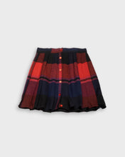 Load image into Gallery viewer, Buttoned tartan pleated skirt
