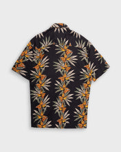 Load image into Gallery viewer, Bird of paradise printed shirt
