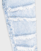 Load image into Gallery viewer, Frayed high waisted 90's jeans