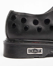 Load image into Gallery viewer, Cult black leather studded slip-on shoes