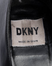 Load image into Gallery viewer, Black '90s DKNY Heeled shoes