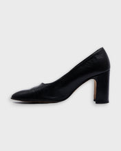 Load image into Gallery viewer, Black '90s DKNY Heeled shoes