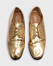 Load image into Gallery viewer, Rue 21 Etc gold metallic shoes