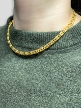 Load image into Gallery viewer, Gold swirl chain necklace