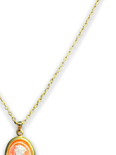 Load image into Gallery viewer, Classic oval cameo gold chain necklace