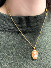 Load image into Gallery viewer, Classic oval cameo gold chain necklace