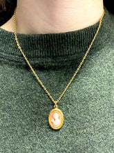 Load image into Gallery viewer, Classic oval cameo gold chain necklace