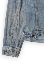 Load image into Gallery viewer, Levi&#39;s light blue &#39;80s distressed type III denim trucker jacket
