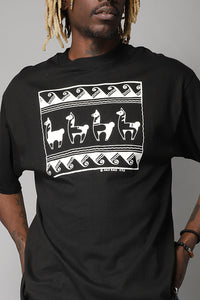 Black/white llama print short sleeved t-shirt