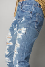 Load image into Gallery viewer, Blue distressed ripped levi&#39;s 501&#39;s Jeans
