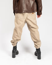 Load image into Gallery viewer, Beige Carhartt cargo trousers
