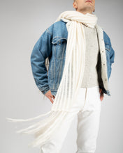 Load image into Gallery viewer, CREAM KNITTED SCARF
