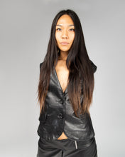 Load image into Gallery viewer, Black leather-style 70&#39;s fitted jacket
