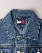 Load image into Gallery viewer, Tommy Hilfiger cropped denim long sleeved regular fit jacket
