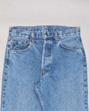 Load image into Gallery viewer, LEVIS 501 CLASSIC BLUE DENIM &#39;90S REGULAR FIT JEANS
