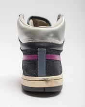 Load image into Gallery viewer, Nike grey/silver high-top trainers
