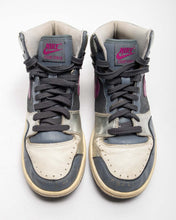 Load image into Gallery viewer, Nike grey/silver high-top trainers
