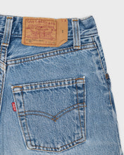 Load image into Gallery viewer, Classic blue Levi 901 ultra high waisted cropped raw hem jeans
