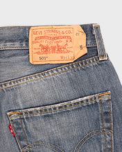 Load image into Gallery viewer, Levi&#39;s 501 washed denim jeans
