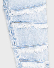 Load image into Gallery viewer, Frayed high waisted 90&#39;s jeans
