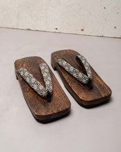 Load image into Gallery viewer, Traditional Japanese Wooden Clog Sandals
