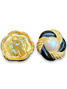 Black gold wrap design pearl clip on earrings