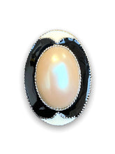 Load image into Gallery viewer, Pearl black and white oval clip on earrings
