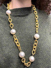 Load image into Gallery viewer, Gold pearl statement necklace

