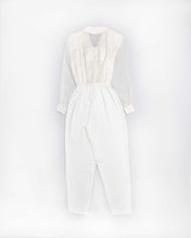 Load image into Gallery viewer, Cream jaquard style &#39;80s elegant mesh sleeves evening trouser suit
